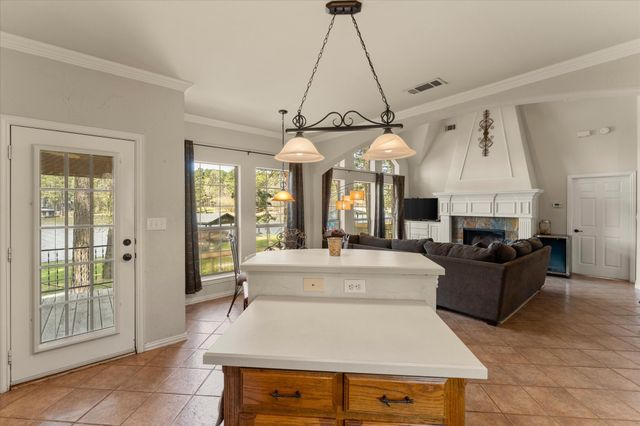 230 Lake Drive, Mount Vernon, TX 75457