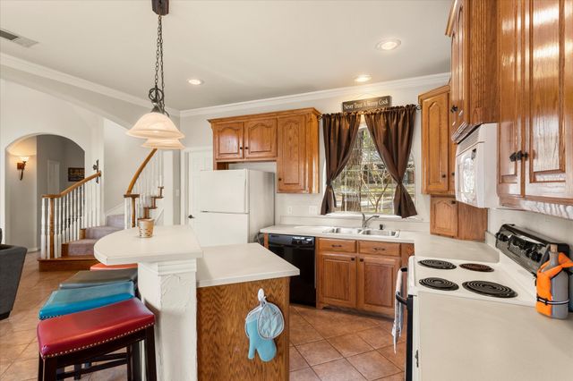 230 Lake Drive, Mount Vernon, TX 75457
