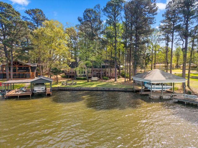 230 Lake Drive, Mount Vernon, TX 75457