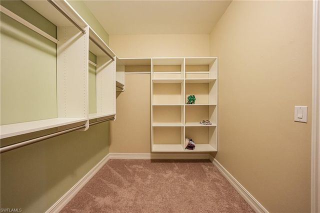 13120 Silver Thorn LOOP, North Fort Myers, FL 33903