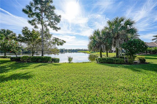 13120 Silver Thorn LOOP, North Fort Myers, FL 33903