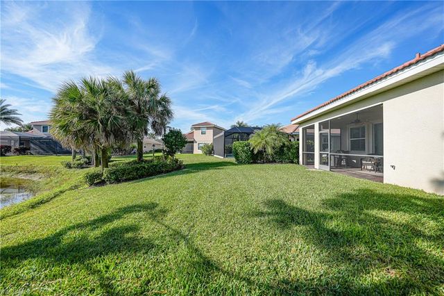 13120 Silver Thorn LOOP, North Fort Myers, FL 33903