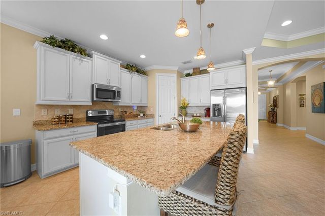 13120 Silver Thorn LOOP, North Fort Myers, FL 33903