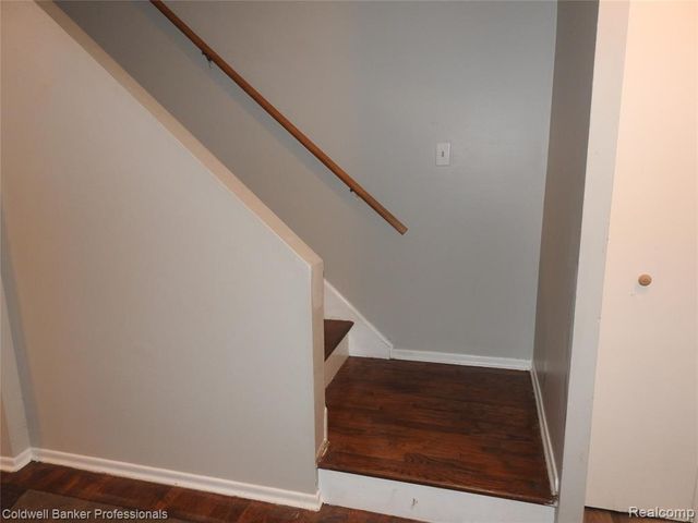 5919 Western Road, Flint, MI 48506