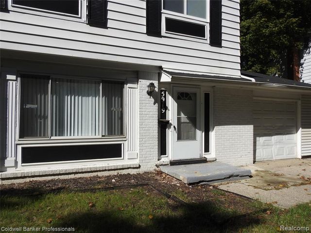 5919 Western Road, Flint, MI 48506