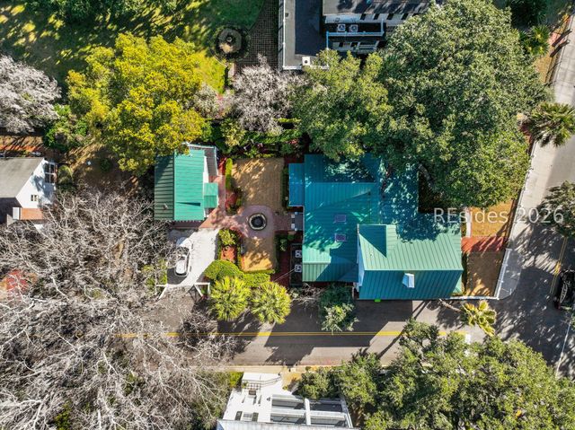 1307 Bay St, Beaufort, SC 29902