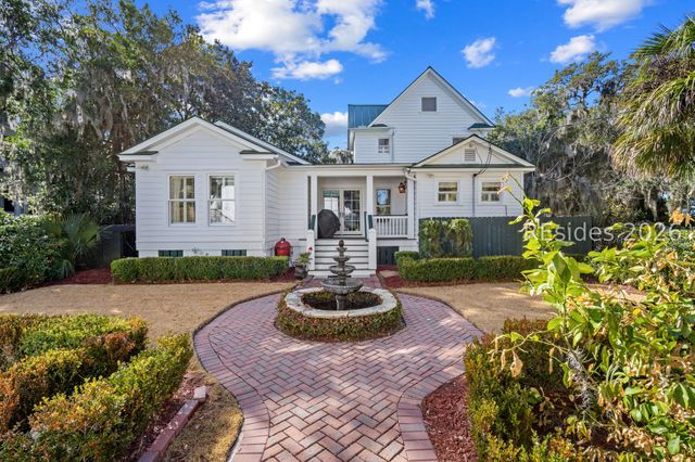 1307 Bay St, Beaufort, SC 29902