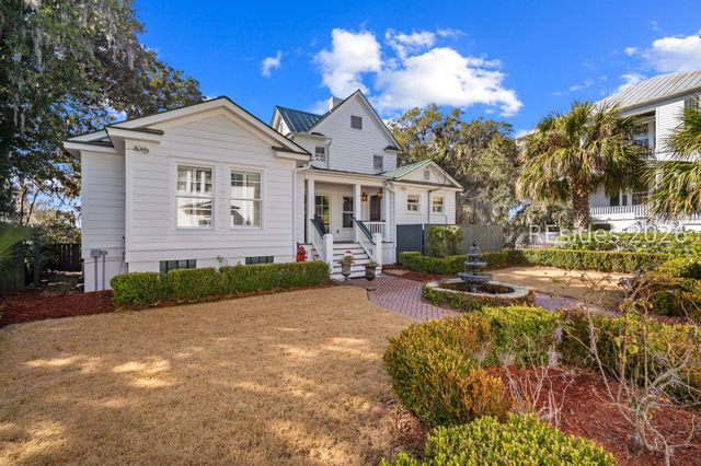 1307 Bay St, Beaufort, SC 29902