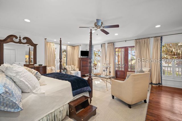 1307 Bay St, Beaufort, SC 29902