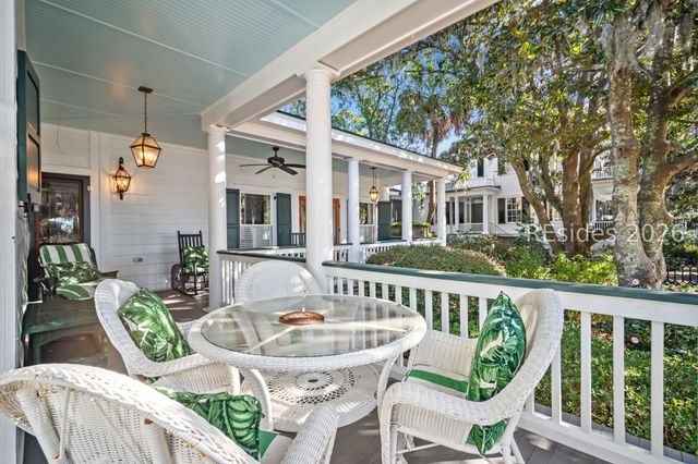 1307 Bay St, Beaufort, SC 29902