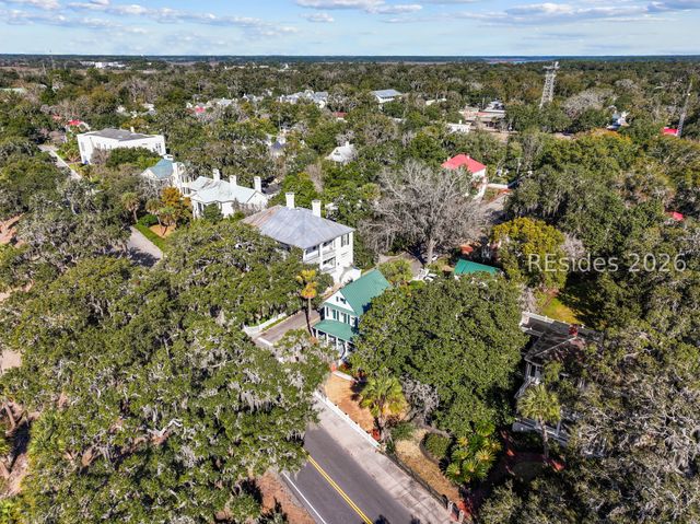 1307 Bay St, Beaufort, SC 29902