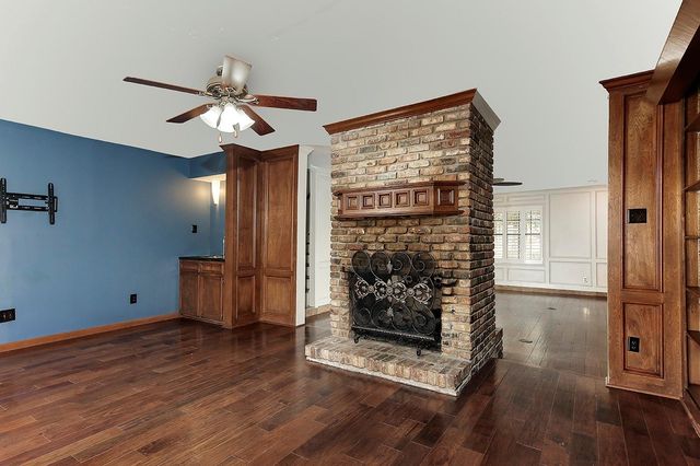 650 Bellingrath Park, Conroe, TX 77302