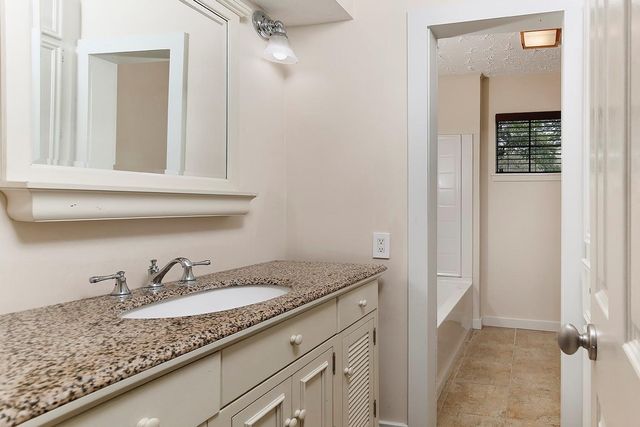 650 Bellingrath Park, Conroe, TX 77302