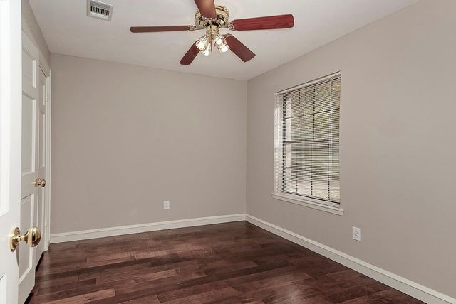 650 Bellingrath Park, Conroe, TX 77302