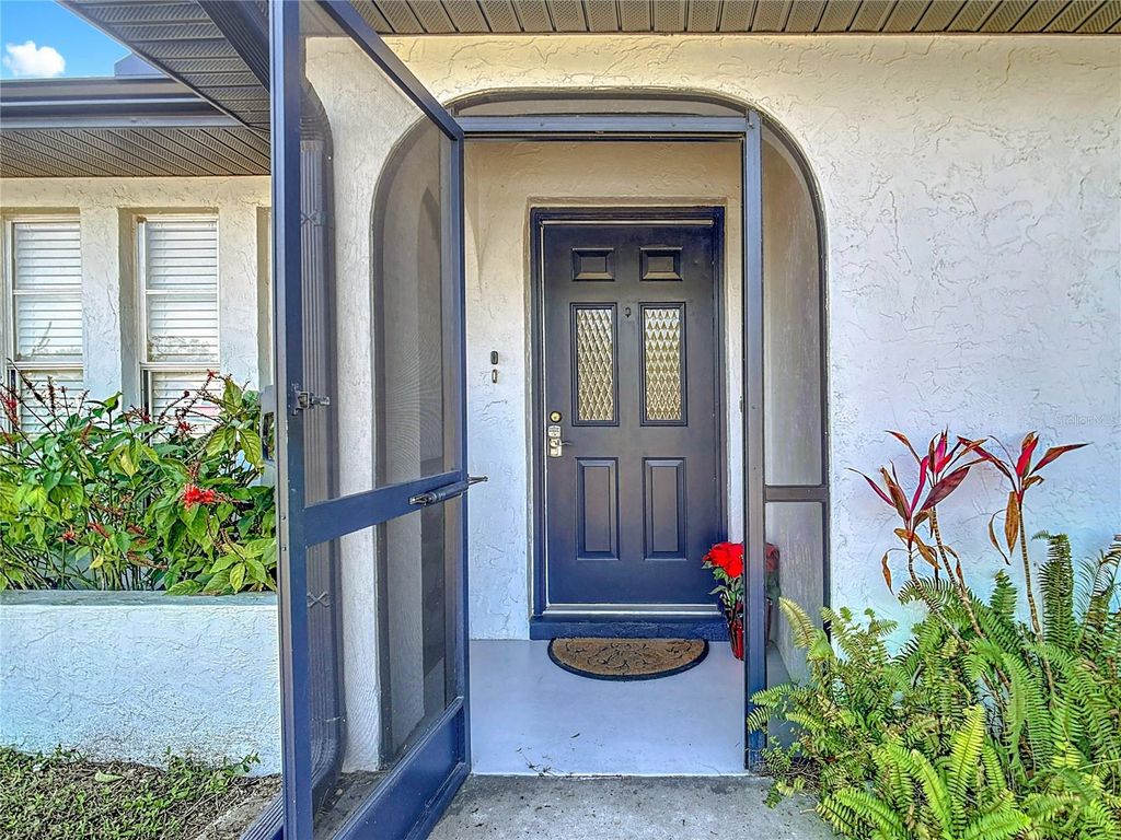 Image 15 of property listing at 10251 OCEANSPRAY BOULEVARD, Englewood, FL 34224