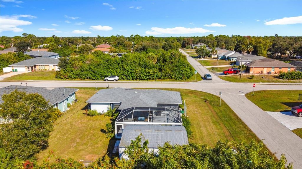 Image 42 of property listing at 10251 OCEANSPRAY BOULEVARD, Englewood, FL 34224