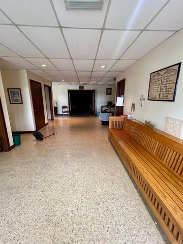 600 W CHURCH Street, Horseshoe Bend, AR 72512