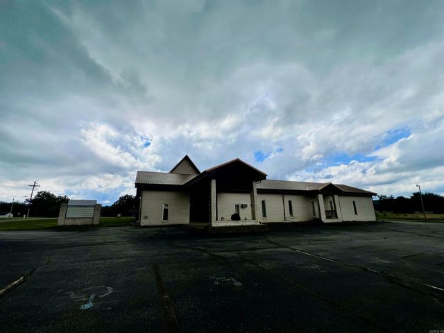 600 W CHURCH Street, Horseshoe Bend, AR 72512