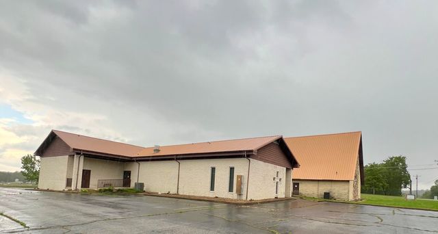 600 W CHURCH Street, Horseshoe Bend, AR 72512