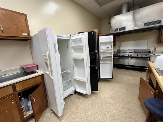600 W CHURCH Street, Horseshoe Bend, AR 72512