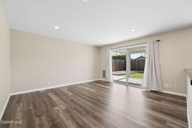 2066 Dwight Avenue, Camarillo, CA 93010
