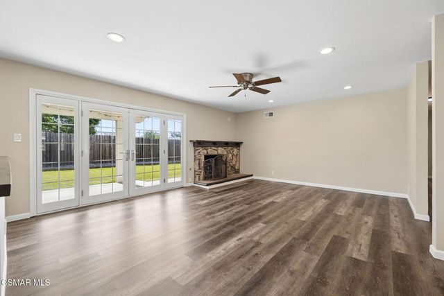 2066 Dwight Avenue, Camarillo, CA 93010