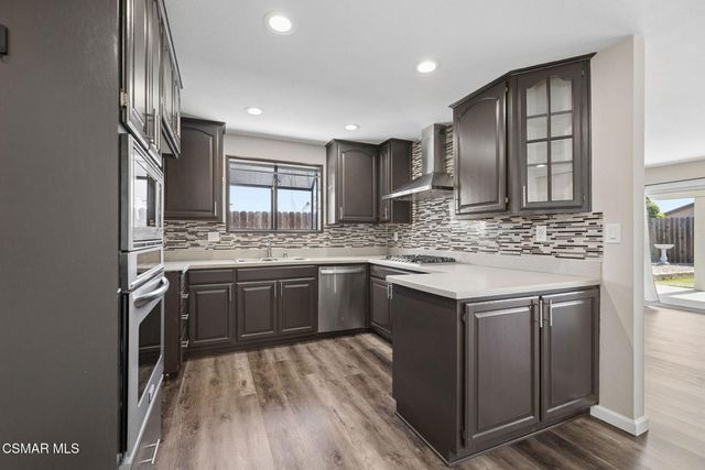 2066 Dwight Avenue, Camarillo, CA 93010