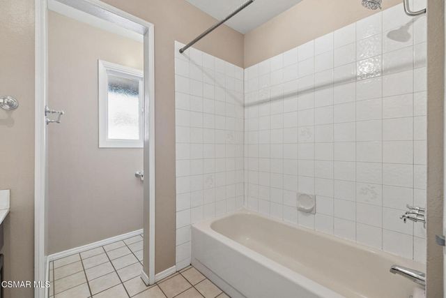 2066 Dwight Avenue, Camarillo, CA 93010