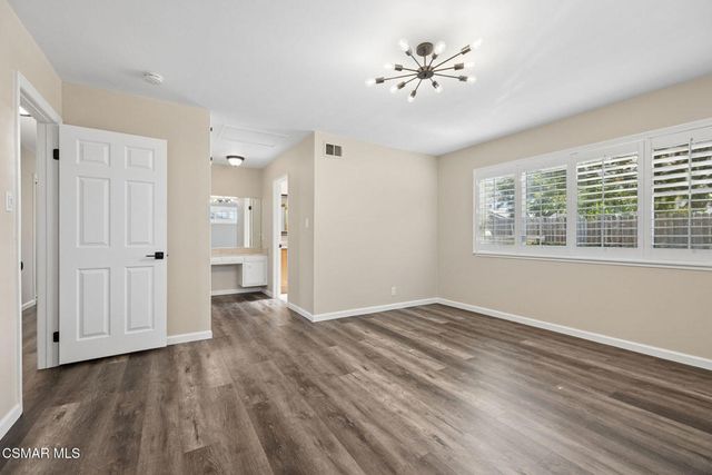 2066 Dwight Avenue, Camarillo, CA 93010