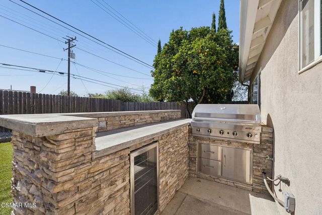 2066 Dwight Avenue, Camarillo, CA 93010