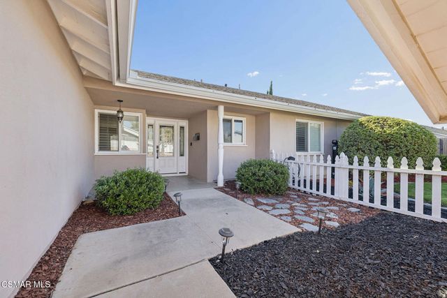 2066 Dwight Avenue, Camarillo, CA 93010