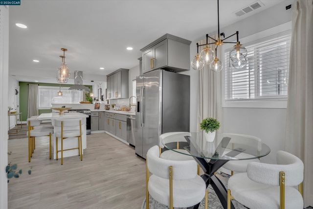 2131 Pomona Ave, Martinez, CA 94553