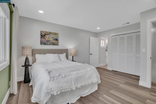 2131 Pomona Ave, Martinez, CA 94553
