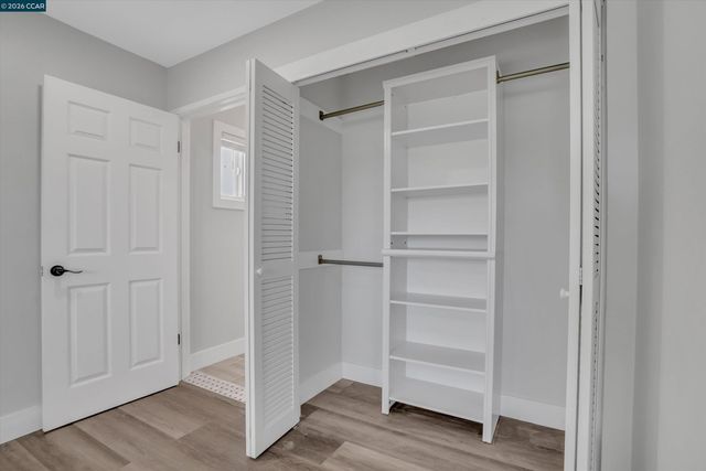 2131 Pomona Ave, Martinez, CA 94553