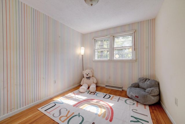 15 Carriage Dr, Chelmsford, MA 01824