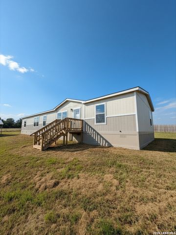 4214 Woodrow Center Rd, Kingsbury, TX 78638