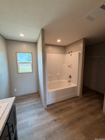 4214 Woodrow Center Rd, Kingsbury, TX 78638