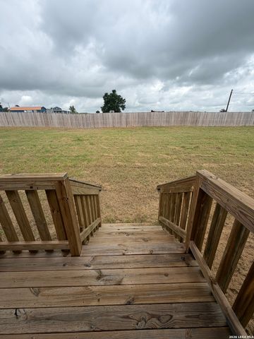 4214 Woodrow Center Rd, Kingsbury, TX 78638