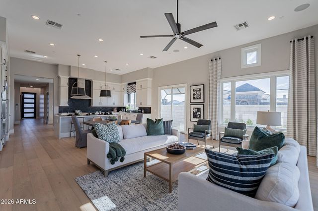 3346 S STUART Court, Gilbert, AZ 85297