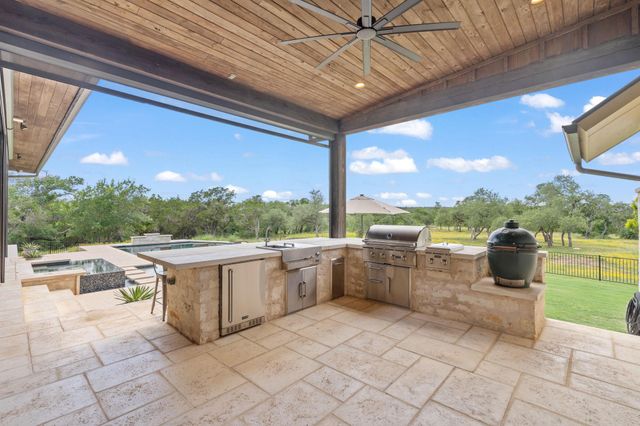 1457 Avenida High VW, Driftwood, TX 78619