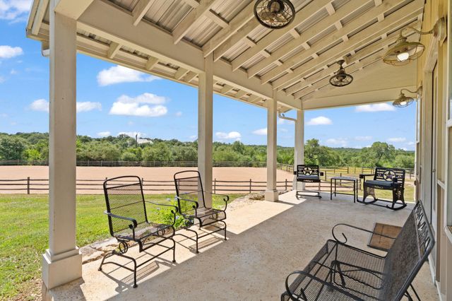1457 Avenida High VW, Driftwood, TX 78619