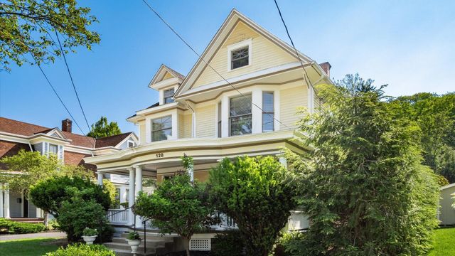 128 S Pearl Street, Granville, OH 43023