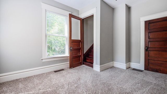 128 S Pearl Street, Granville, OH 43023