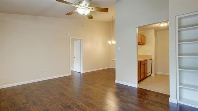 4407 Limewood CT A, Austin, TX 78727