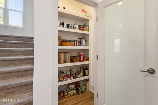 6532 Oak Canopy Drive, Wilmington, NC 28409