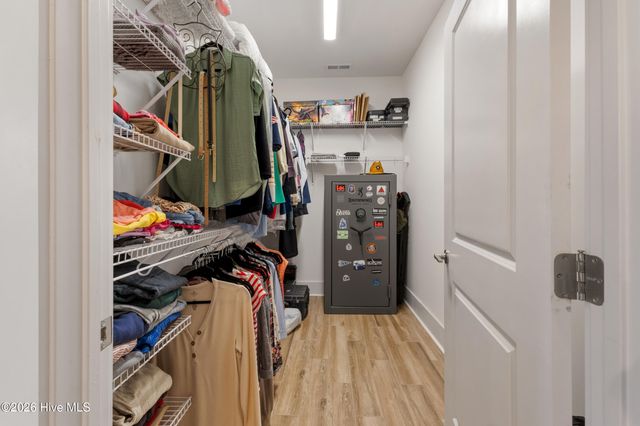 6532 Oak Canopy Drive, Wilmington, NC 28409