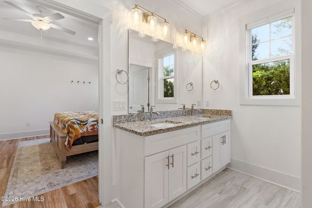 6532 Oak Canopy Drive, Wilmington, NC 28409