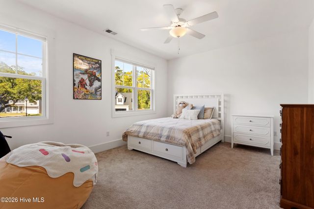 6532 Oak Canopy Drive, Wilmington, NC 28409