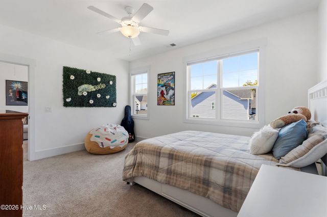 6532 Oak Canopy Drive, Wilmington, NC 28409