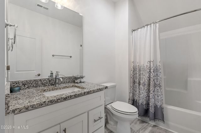 6532 Oak Canopy Drive, Wilmington, NC 28409